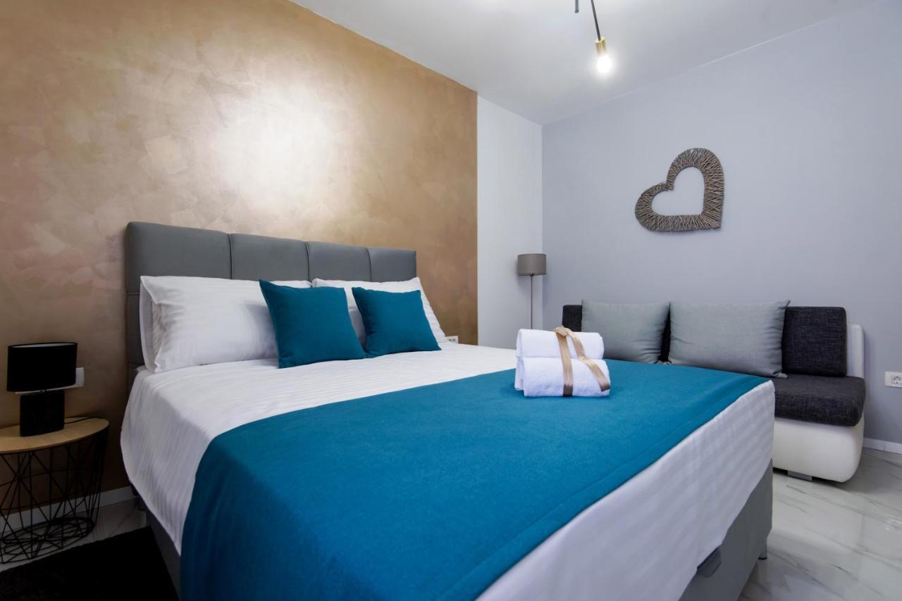 Euroholiday Apartments トゥラニ エクステリア 写真