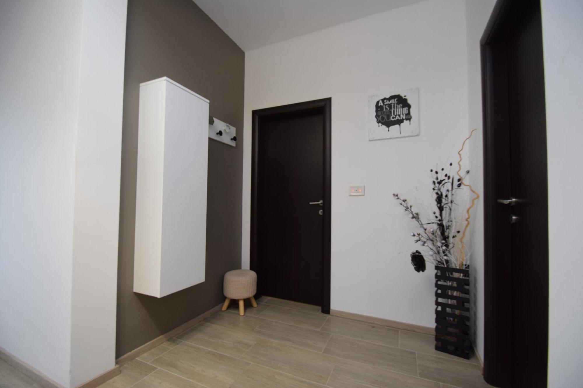 Euroholiday Apartments トゥラニ エクステリア 写真